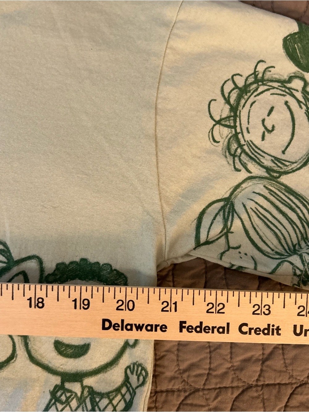 Peanuts by Schulz Snoopy Charlie Brown Graphic Tee Green Size Small - Picture 9 of 10
